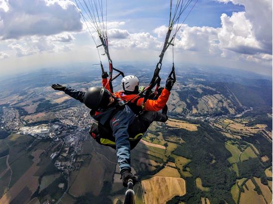 Obrázek Paragliding tandem - Vyhlídkový let Panorama